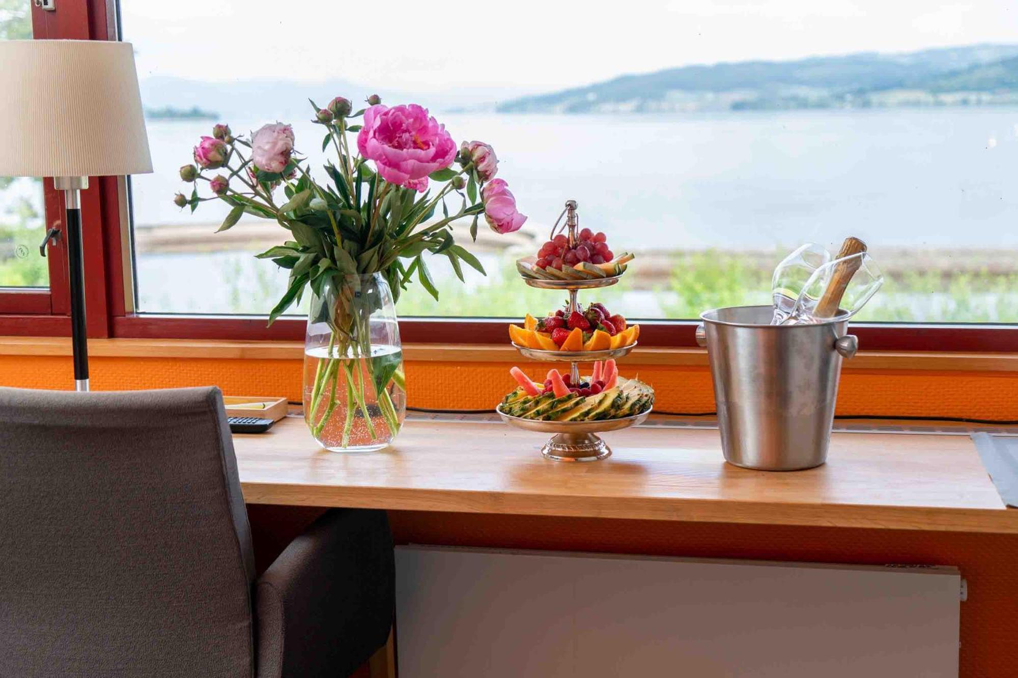 Thorbjornrud Hotell Jevnaker Exterior photo