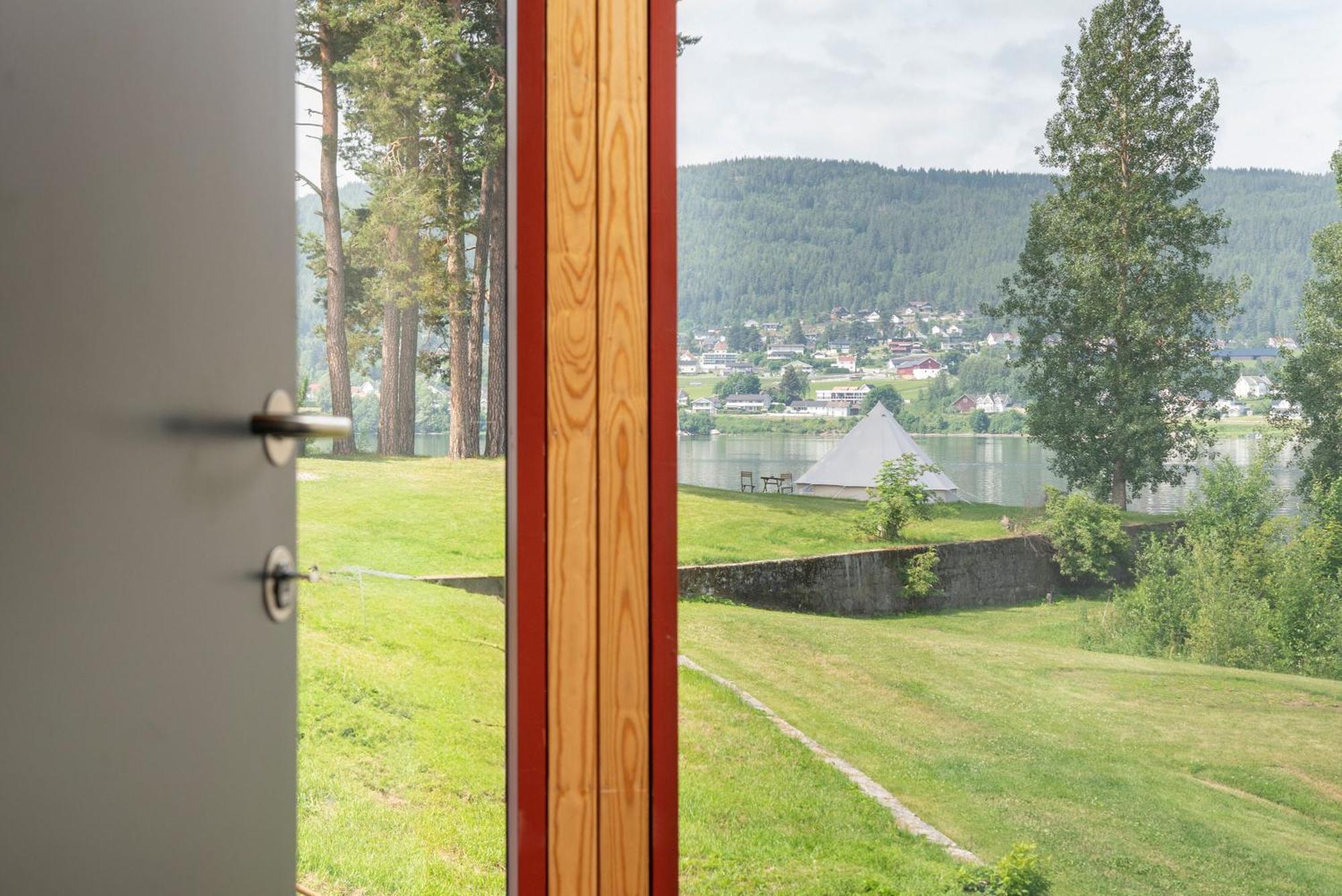 Thorbjornrud Hotell Jevnaker Exterior photo